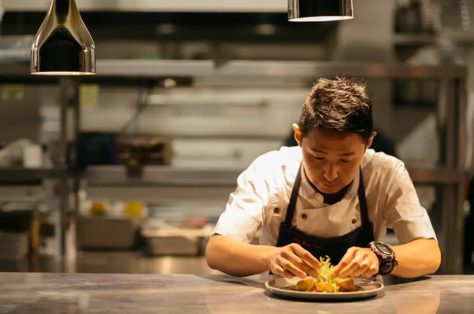 Pentingnya Chef de Partie dalam Dunia Kuliner di Industri Perhotelan