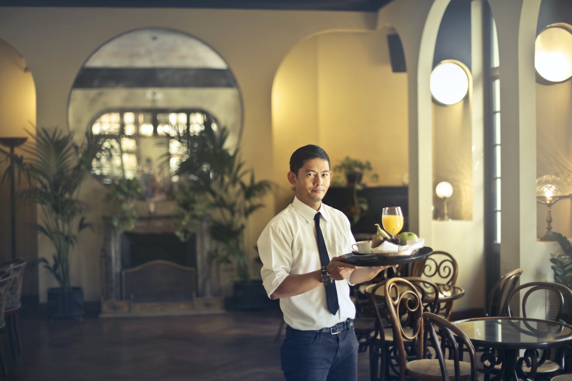 Manfaat Room Service dalam Industri Perhotelan